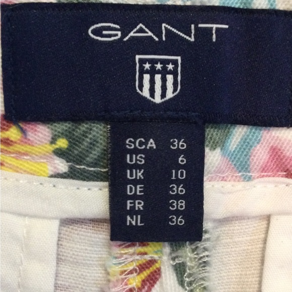 Floral Print Shorts - Picture 2 of 7